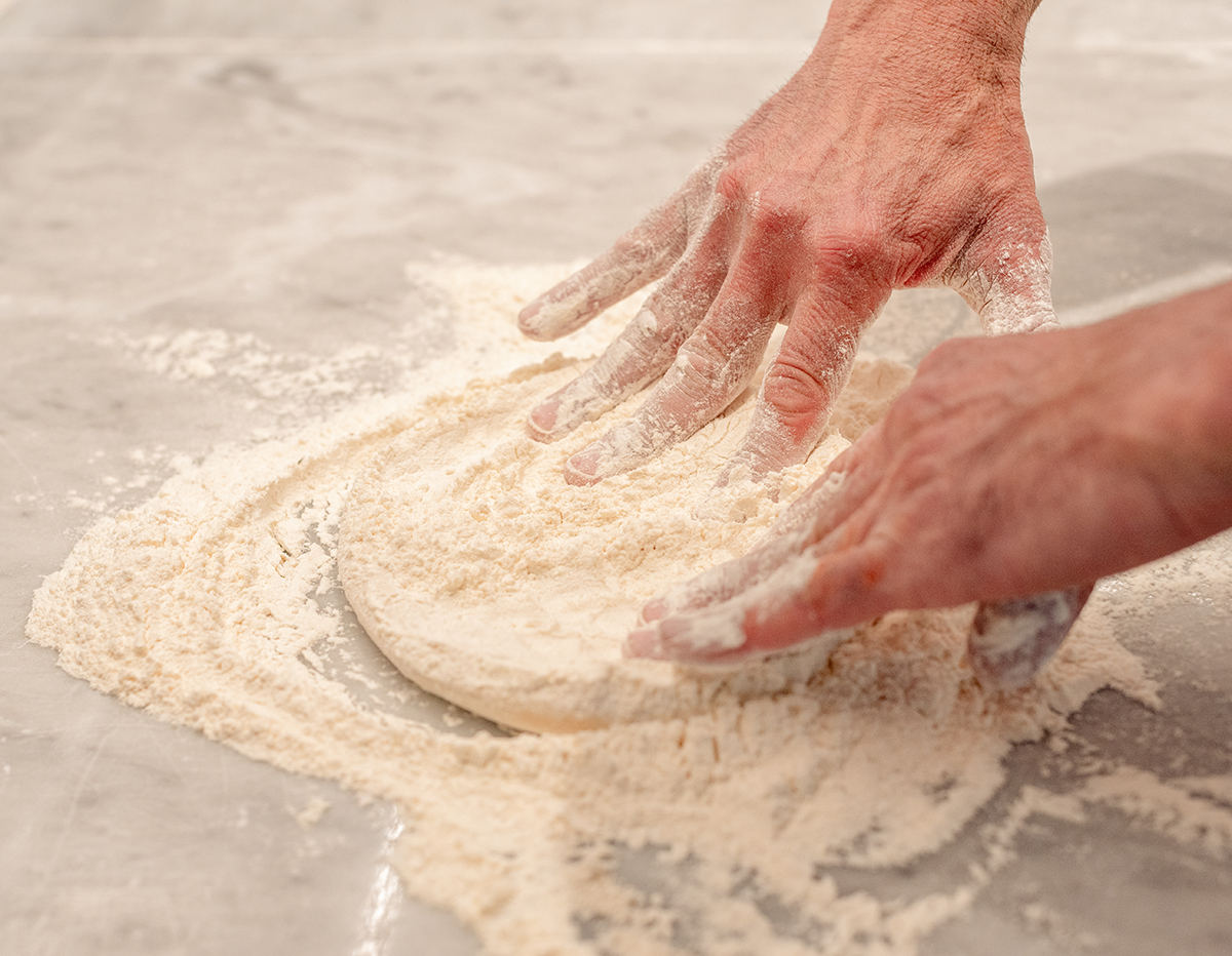 Pizza fatta a mano